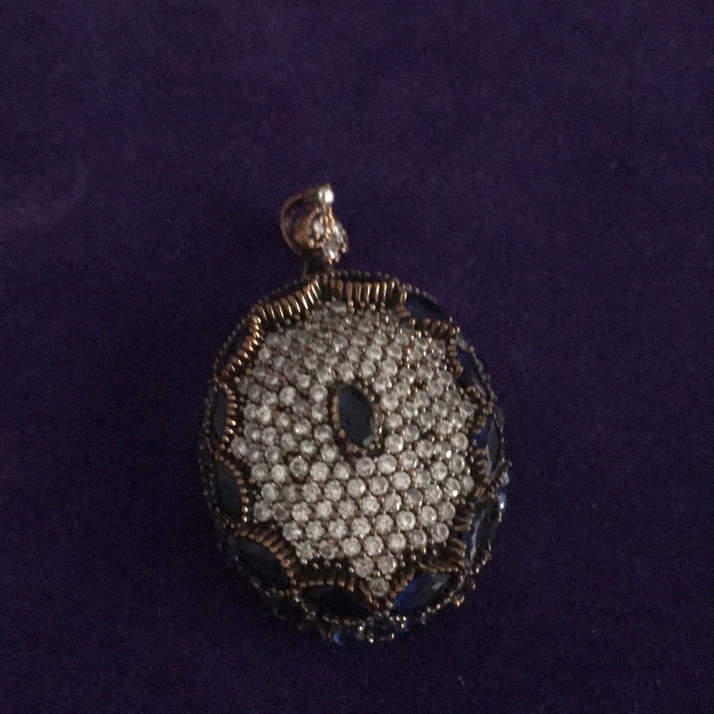 Pendant